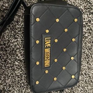 black double zip camera bag